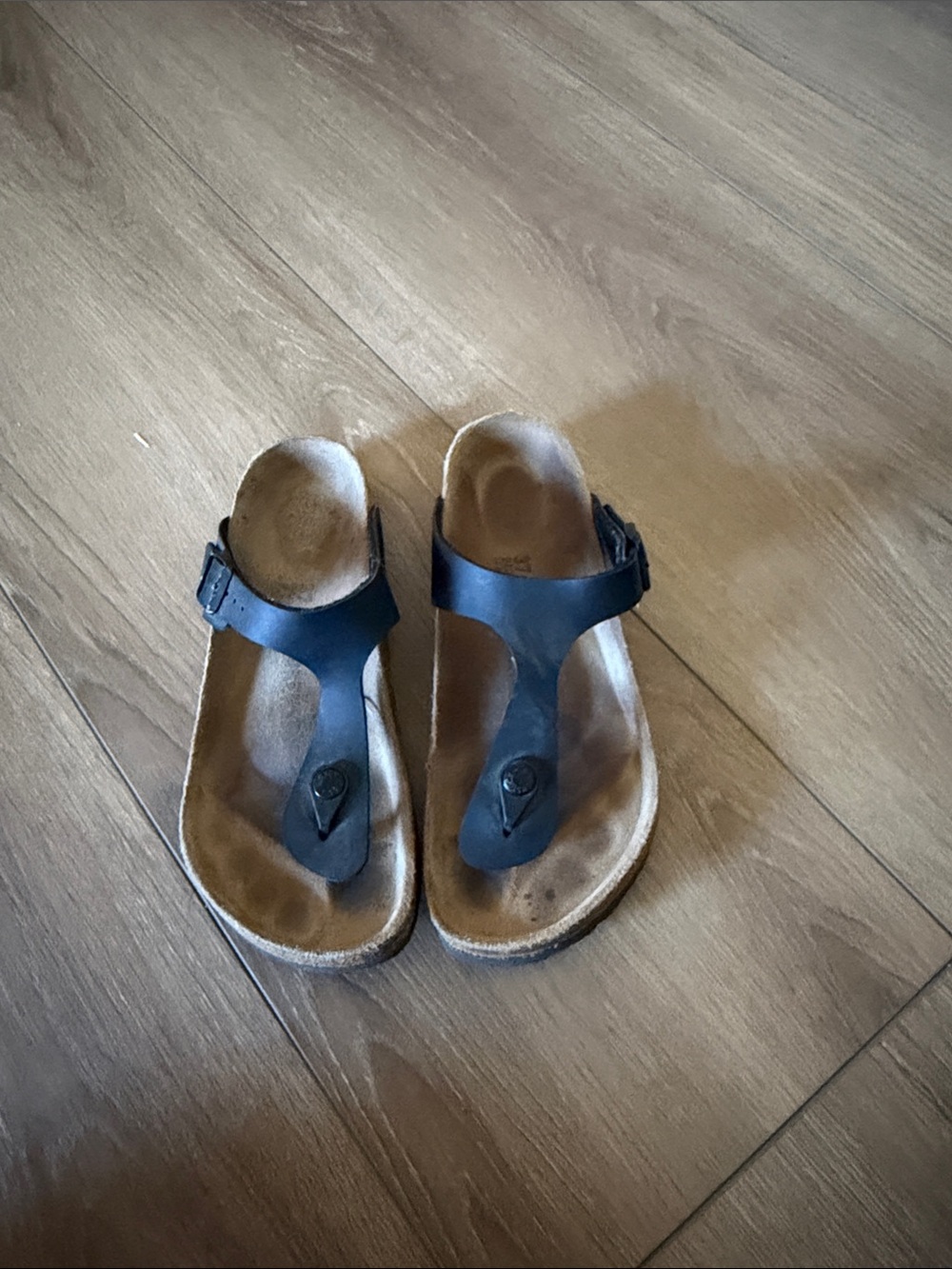 Birkenstock Black T‑Strap Thong Sandals